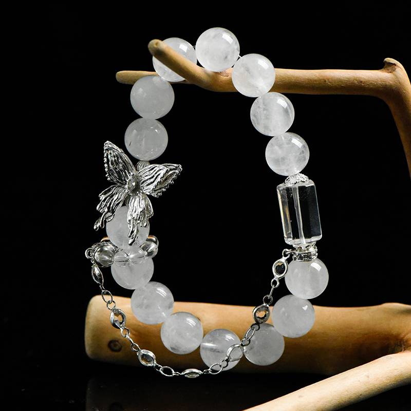 Mystic Butterfly：White Ghost Crystal Charm Bracelet