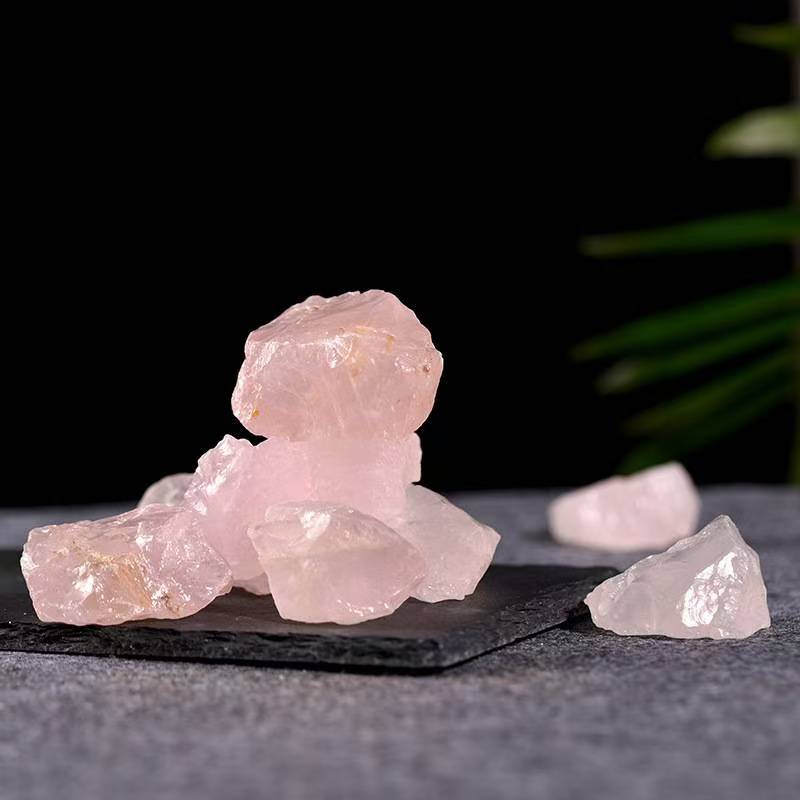 Rose Quartz---Raw Stones