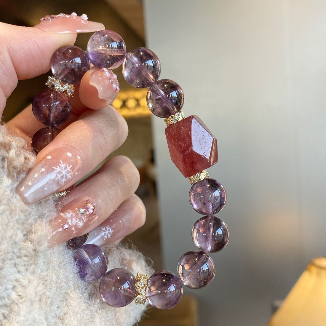 Moonlit Serenity：Strawberry Quartz & Amethyst Crystal Bracelet