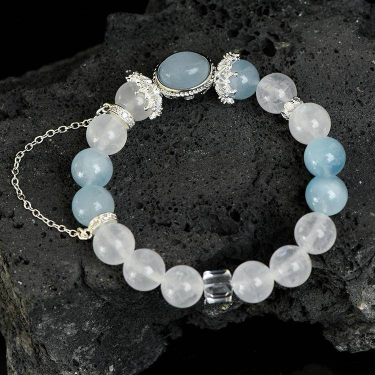 Blue Dream：Aquamarine & Clear Quartz Crystal Bracelets